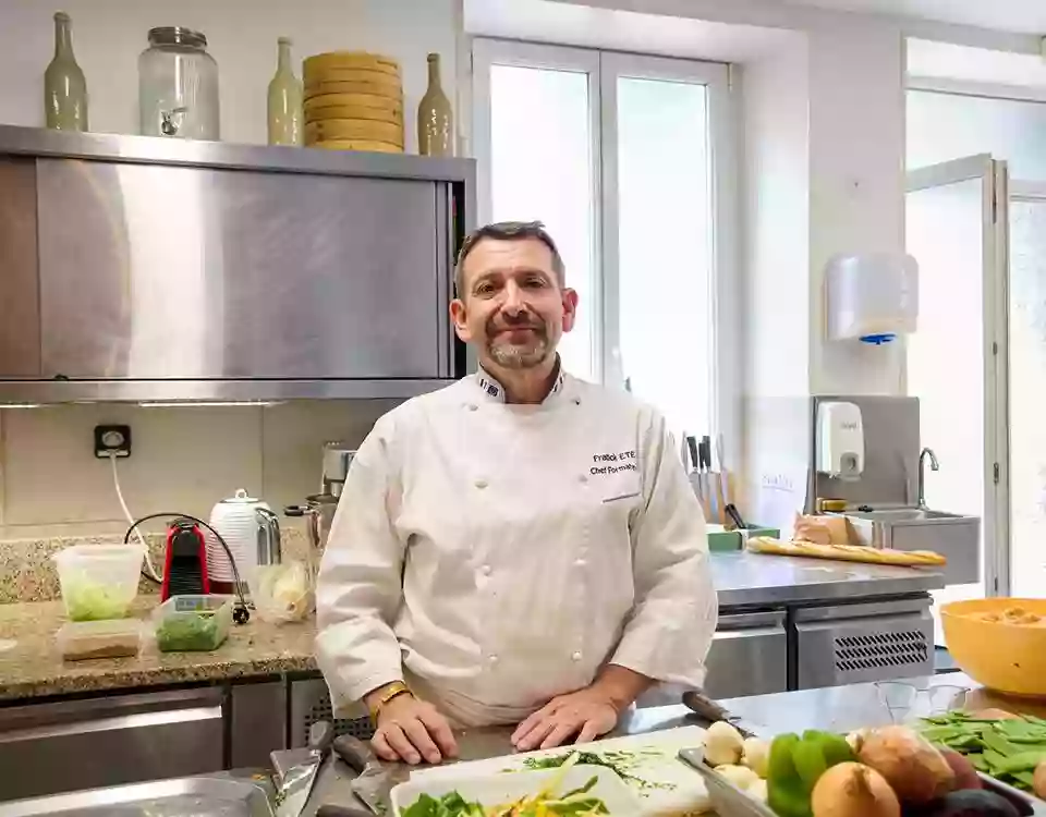 Restaurant Gastronomique - Salon de thé - Cours de cuisine - Un Été dans le perche - restaurant mauves sur huisne - Restaurant gastronomique Sarthe - restaurant De marché MAUVES-SUR-HUISNE