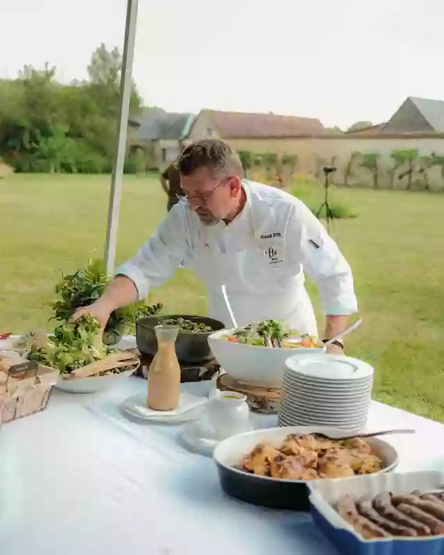 Mariages - Anniversaires - Mauves-sur-huisne - Domaine sarthe - cérémonie sarthe - Restaurant Alençon - restaurant De marché MAUVES-SUR-HUISNE